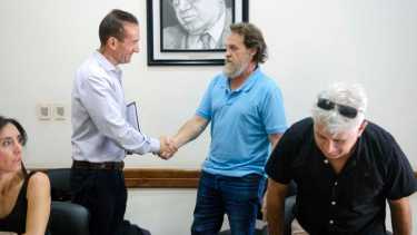 Figueroa aumentó por decreto los sueldos de los docentes de Neuquén: "Es inadmisible" dijo ATEN