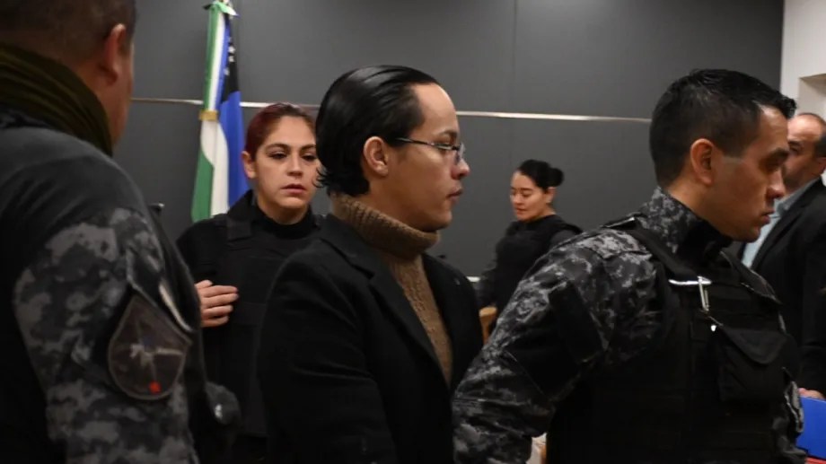 Amanda Alves Ferreira fue condenada a prisión perpetua como autora del homicidio agravado por el uso de arma de fuego y cometido con alevosía de Eduarda Santos, en febrero de 2022 en Bariloche. (foto archivo)