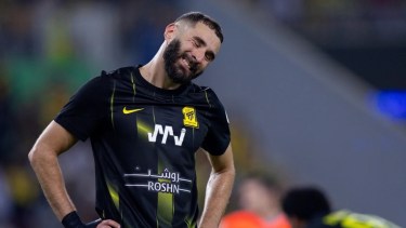 Benzema marcó un tanto en contra en una jugada desafortunada para el Al Ittihad. 