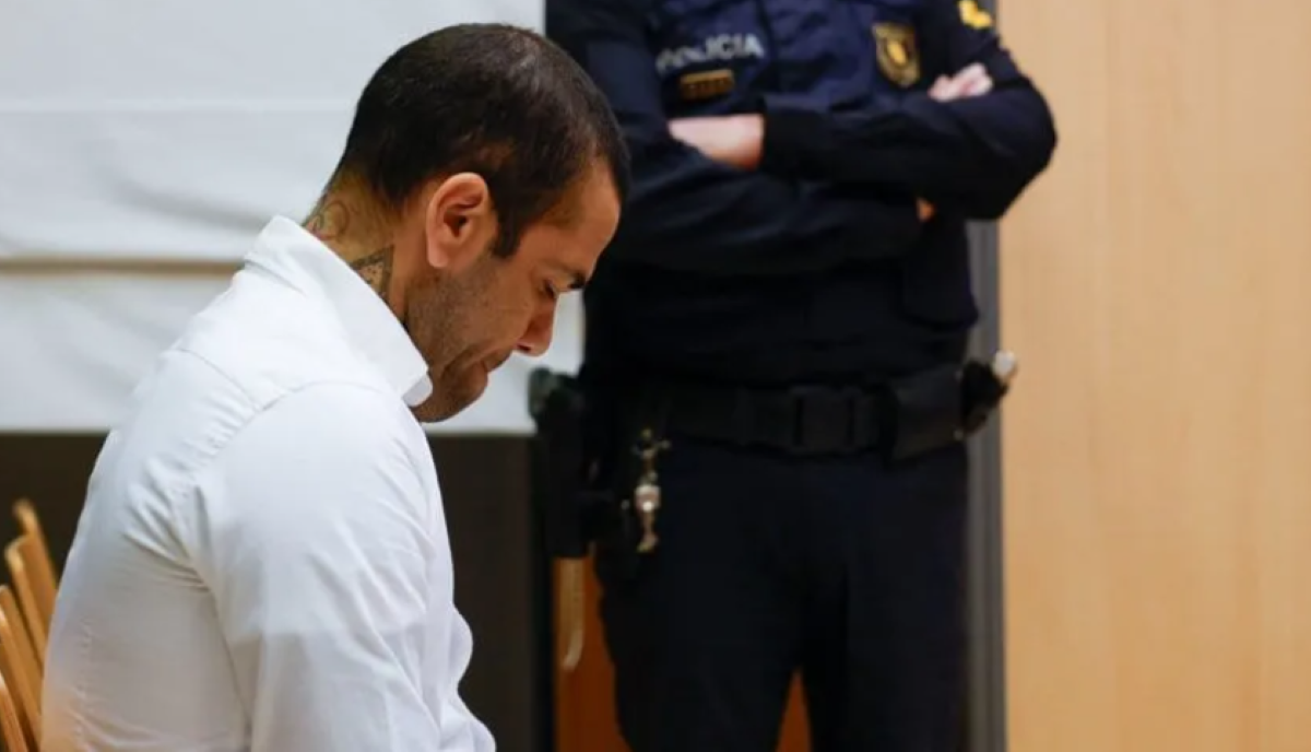 El futbolista brasileño, durante el juicio, en Barcelona. (Archivo AP)