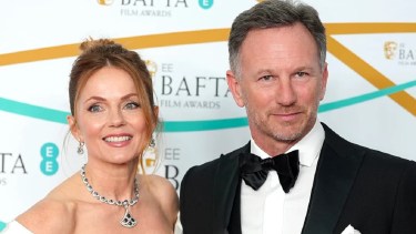 Christian Horner está casado con la ex cantante de las Spice Girls Geri Halliwell.
