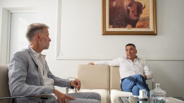 El funcionario provincial visitó al intendente Ramón Rioseco (Foto: gentileza)