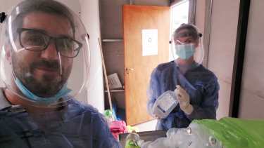 Erica De Andrade y Lucas Fiodorow, son los trabajadores que impulsaron el proyecto (Fotos: gentileza)