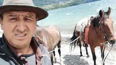 Incendio en Los Alerces: rescató a sus caballos y su video conmovió a todos