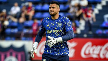 Sergio Romero no terminó la práctica de esa mañana por una dolencia.
