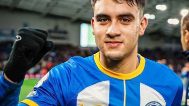 El jugador surgido en Rosario Central volvió a marcar para el Brighton ante Crystal Palace. 