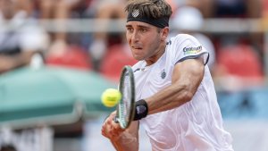 Copa Davis: Etcheverry perdió en dos sets y la serie con Kazajistán está empatada