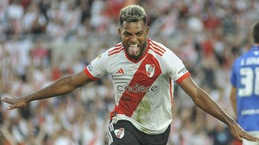 El colombiano lleva cinco tantos en tres partidos de la Copa de la Liga Profesional. (Foto: LPF)