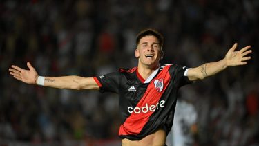 Mastantuono extenderá su vinculo con el millonario por dos años más. (Foto: @RiverPlate)