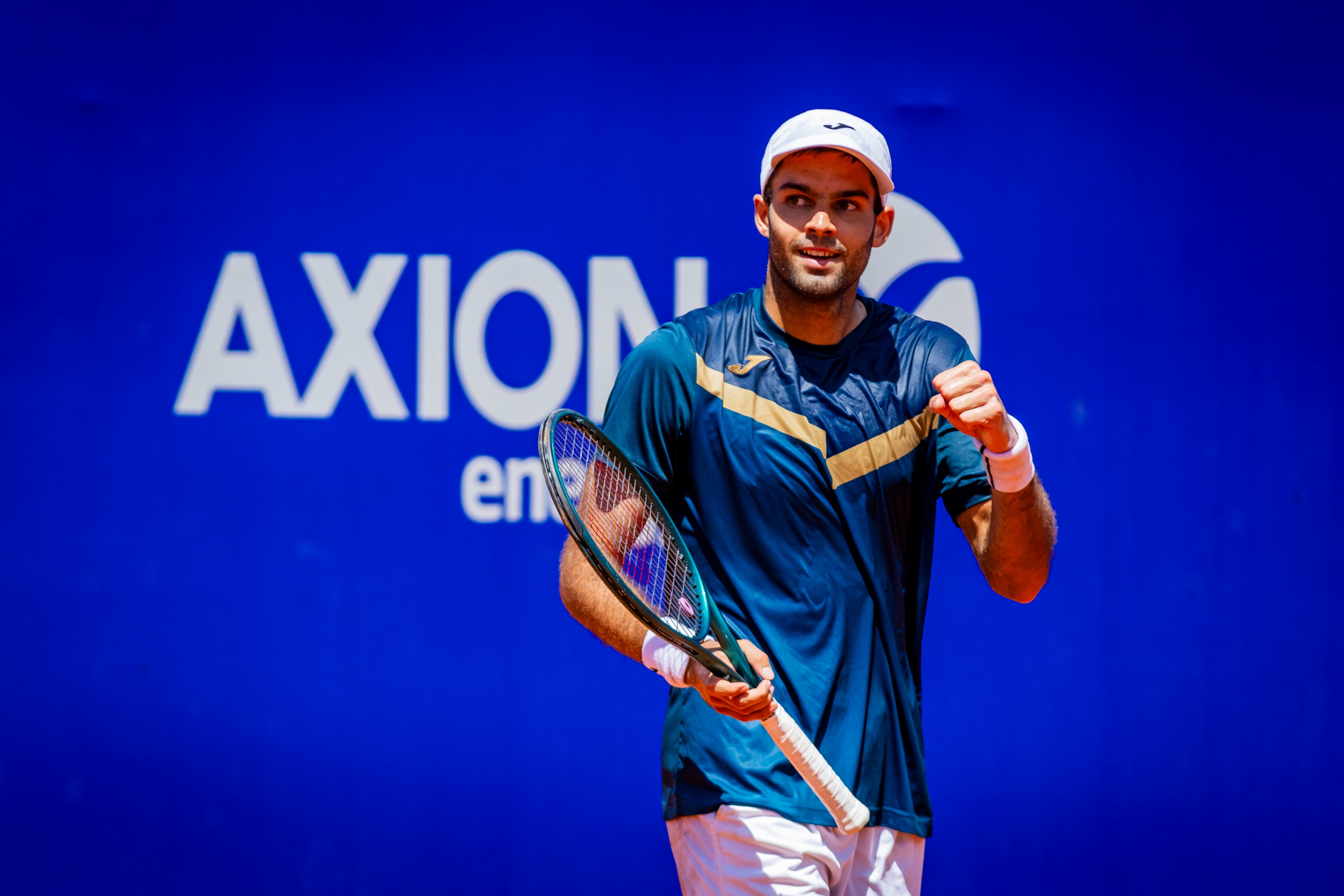 Díaz Acosta jugó un gran partido y está en semifinales por primera vez en un torneo de ATP. 