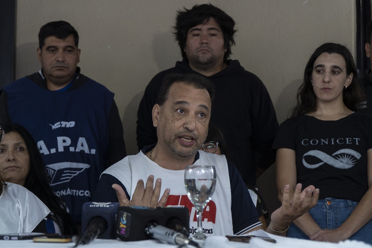 Jorge Molina, de Ctera y CTA de los Trabajadores expresó preocupación por el fondo Fonid que va a los docentes. Foto: Marcelo Martinez