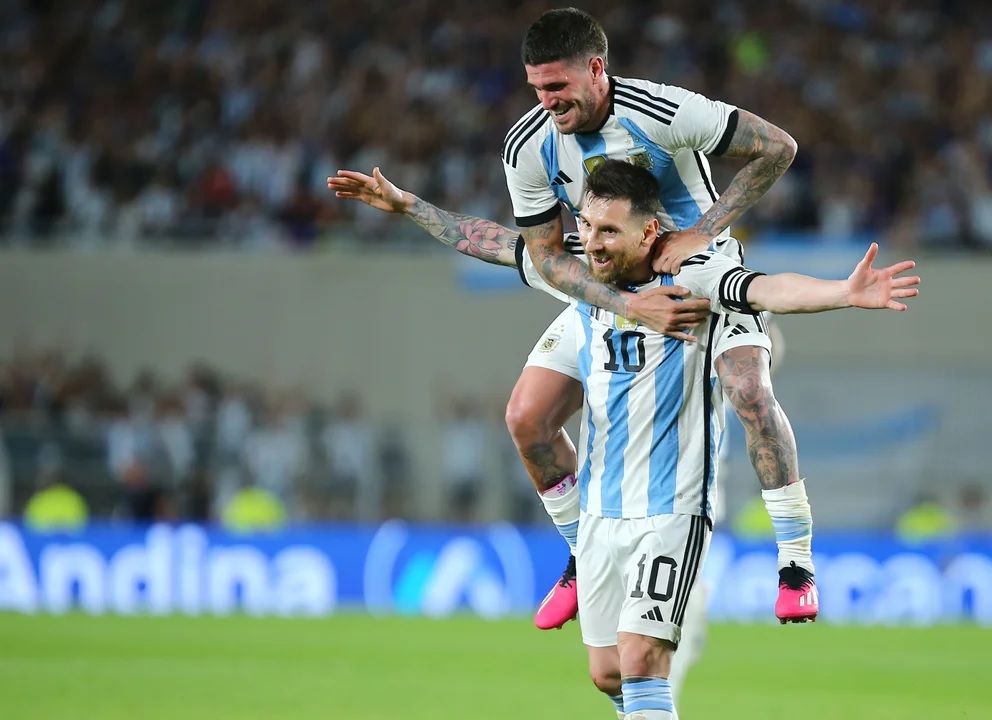 Messi está lesionado y el cuerpo técnico de la Selección Argentina se aguarda por su evolución. Archivo.
