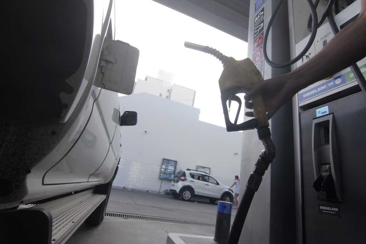 La tasa al combustible se comenzará a cobrar cuando el municipio reglamente la ordenanza. Mientras, buscan nuevas medidas para generar ingresos (foto Oscar Livera)