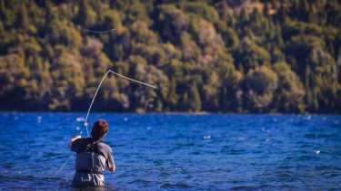 Pesca en San Martín de los Andes, un paraíso. Foto: Patricio Rodríguez