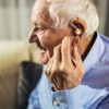 Imagen de Cómo pedir los audífonos gratis de PAMI para jubilados en marzo 2024