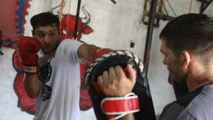 El boxeador de Roca que logró ser subcampeón sudamericano en Chile: «El deporte me sacó de la calle»
