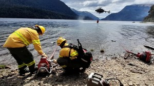 Bariloche y el incendio en el parque Nahuel Huapi: el buen tiempo ayudó a combatir las llamas este jueves