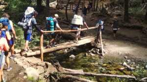 Los caminantes no llegaron al lago Escondido: el sendero de montaña está intransitable