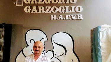 Gregorio, el enfermero de vocación que crea cadenas de solidaridad sin límites en Regina