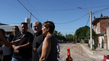 Comenzó la obra de pavimentación en el barrio Provincias Unidas. Foto: Gentileza.