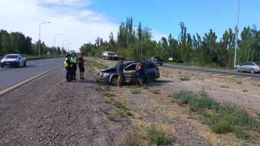 El siniestro ocurrió durante esta mañana en la rotonda de Tercer Puente. Foto: Gentileza.