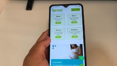 La app de IPROSS permite gestionar trámites de manera digital.-