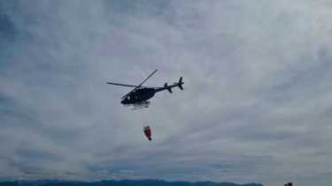 Video | Bariloche bajo humo: se conformó un comando ampliado y más de 30 brigadistas intentan apagar el incendio