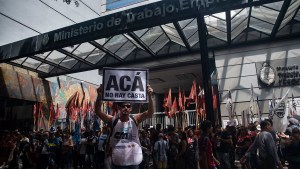 Fracasó la reunión para fijar el nuevo salario mínimo: la denuncia de la CGT y la posibilidad del laudo del Gobierno