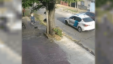 Recibió un disparo al quedar en medio de un tiroteo en Caseros. Foto: Captura video.  