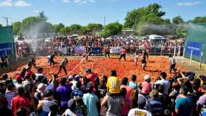Lamarque prepara una gran Fiesta Nacional del Tomate: espectáculos, feria, tomatina y mucho para hacer