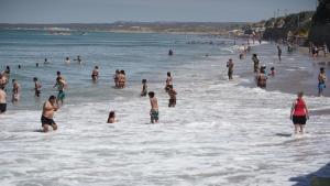 Las Grutas se despide a puro ritmo de un gran &#8216;finde&#8217; XXL: esta noche Luck Ra cierra la fiesta del Golfo