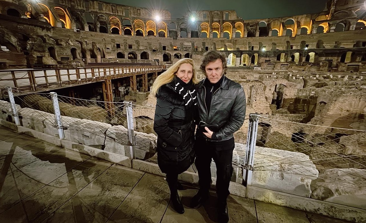 Desde Roma, donde el Presidente compartió una foto con su hermana Karina en el Coliseo, Milei lanzó un nuevo ultimátum.
