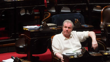 Un diputado del PRO presentó un proyecto para someter a consulta la Ley Ómnibus: qué limitaciones existen