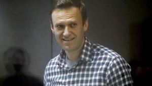 Denuncian que el cuerpo de Navalny no fue entregado para “cubrir las huellas del Kremlin”