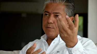 El gobernador Rolando Figueroa prepara su primera emisión de deuda. foto: archivo Matías Subat.