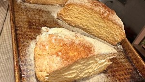 Scones de naranja económicos y sin huevo