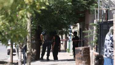 Video | Femicidio en Roca: asesinaron a una mujer de un golpe en la cabeza y hay un detenido