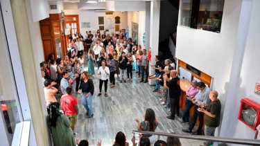 Los empleados legislativos realizarán hoy una nueva retención de servicios en la sede central de Viedma. 