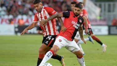 Banega fue expulsado y se perderá el clásico con Rosario Central.