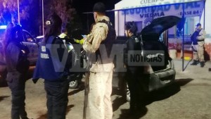 Circulaban armados y sin documentos en Viedma: fueron detenidos en un control