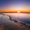 Imagen de Video: Amanecer mágico en Las Grutas, vuelve la paz y el sol así ilumina la playa más linda