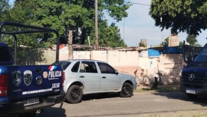 Detuvieron a 20 sospechosos por el crimen de dos taxistas en Rosario