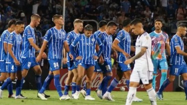 Detuvieron a dos jugadores de Godoy Cruz acusados de abuso sexual.