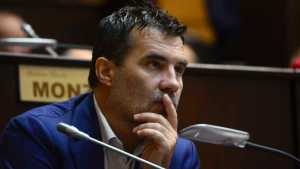 Martínez dijo que Figueroa es “obsecuente” con Milei