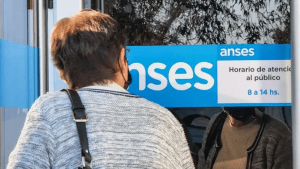 Bono de 70 mil pesos a jubilados y pensionados en abril 2024: requisitos para acceder al extra