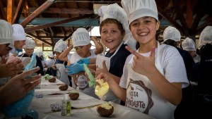 Fiesta Nacional del Chocolate: Unos 1.400 chicos fueron «Chocolateros por un día»