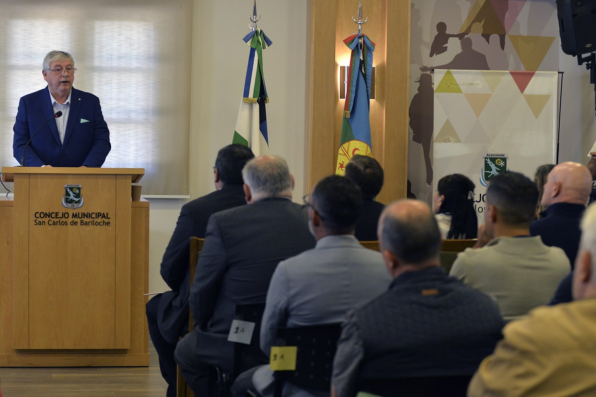 El intendente de Bariloche, Walter Cortés, emitió su discurso de apertura de sesiones del Concejo Deliberante sin aludir a las políticas nacionales. Foto: Chino Leiva