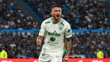 Fernando Godoy, con un golazo, le dio tres puntos de oro a Sarmiento.