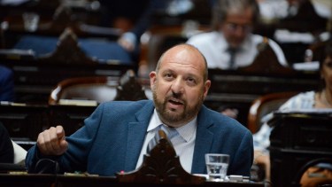 Un diputado libertario propuso la devolución del aumento del 30%: «Basta de aumentos a los políticos»