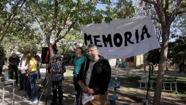 Mauricio Barreto, referente de la biblioteca Jorge Fonseca (foto Oscar Livera)